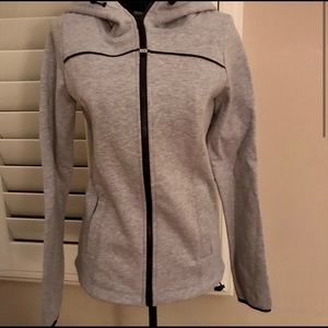 Lorna Jane Classic Luxe Active Hooded Jacket